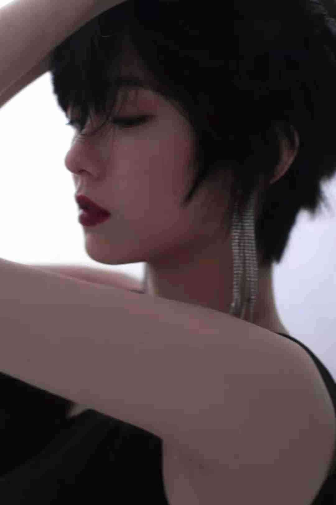 http://img.ewang.com/8f1d2900b7c0c36fd343.jpg?x-oss-process=style/fangtu